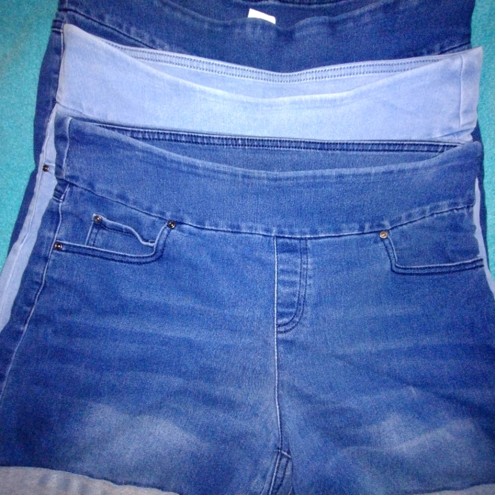3 pairs of shorts